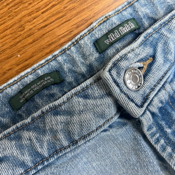 Wild Fable Super High Rise Mom Jeans - Picture 6 of 9